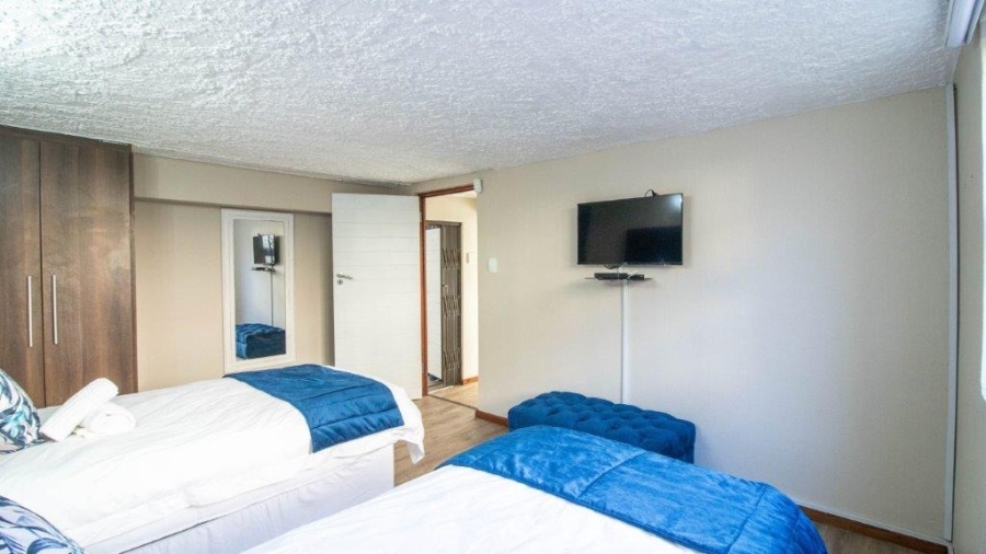 5 Bedroom Property for Sale in Gonubie Eastern Cape